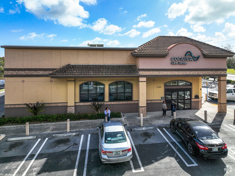 5815-5889 Lake Worth Rd, Greenacres, FL en alquiler - Foto del edificio - Imagen 3 de 3