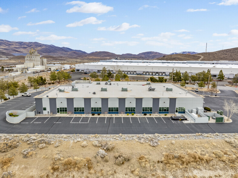 610 Waltham Way, Mccarran, NV en venta - Foto del edificio - Imagen 3 de 21