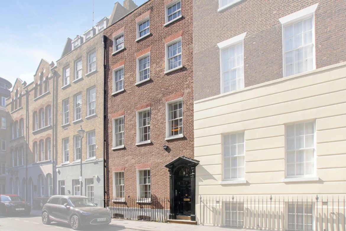 17 Carlisle St, London en venta Foto principal- Imagen 1 de 11