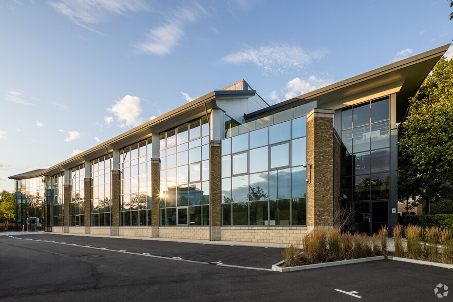 400 Dashwood Lang Rd, Addlestone en alquiler - Foto del edificio - Imagen 3 de 15