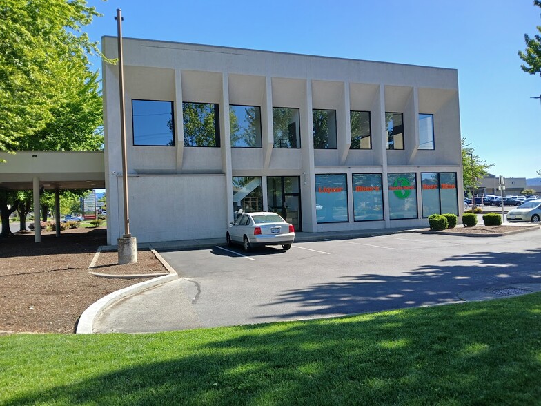 790 Stevens St, Medford, OR en alquiler - Foto del edificio - Imagen 1 de 3