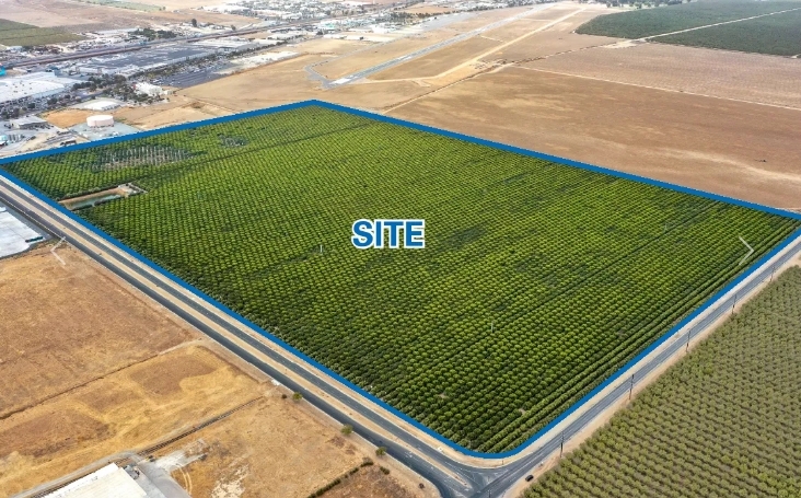 NWC of Browning and Schuster Roads, Delano, CA en venta - Vista aérea - Imagen 1 de 2