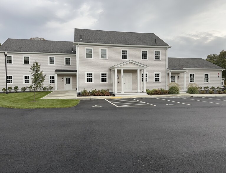 100 Dillingham Ave, Falmouth, MA en venta - Foto del edificio - Imagen 2 de 3