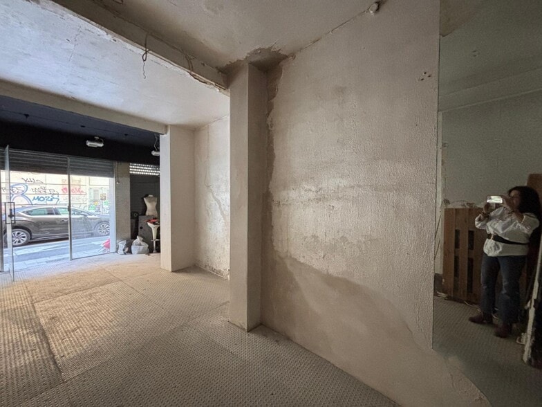 Local en Alicante en venta - Foto del edificio - Imagen 3 de 8