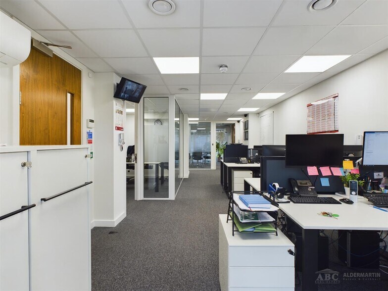 Cadbury Close, London en venta - Foto del interior - Imagen 3 de 12