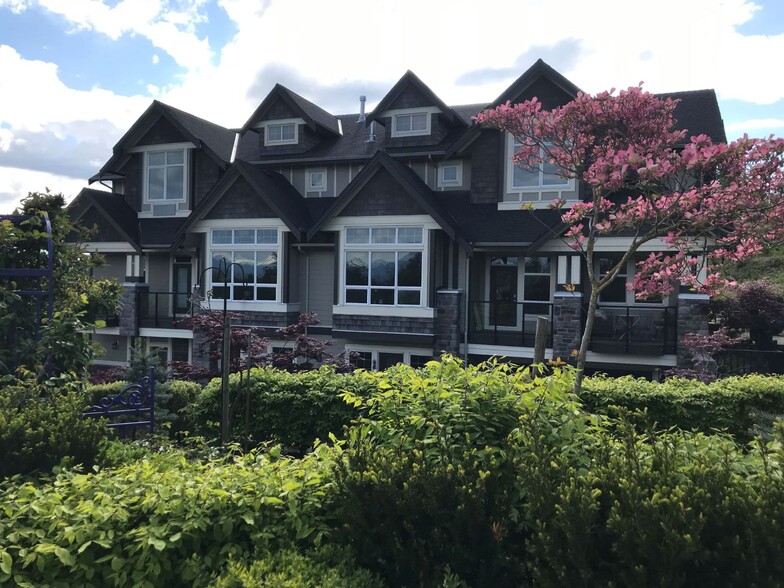 2379 Chardonnay Ln, Abbotsford, BC en venta - Foto del edificio - Imagen 1 de 99