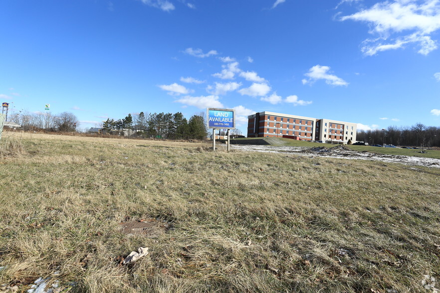 5801 Interstate Blvd, Youngstown, OH en venta - Foto del edificio - Imagen 3 de 4