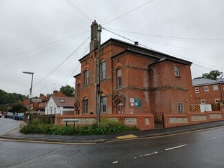 Más detalles de Dene St, Dorking - Otros usos en venta