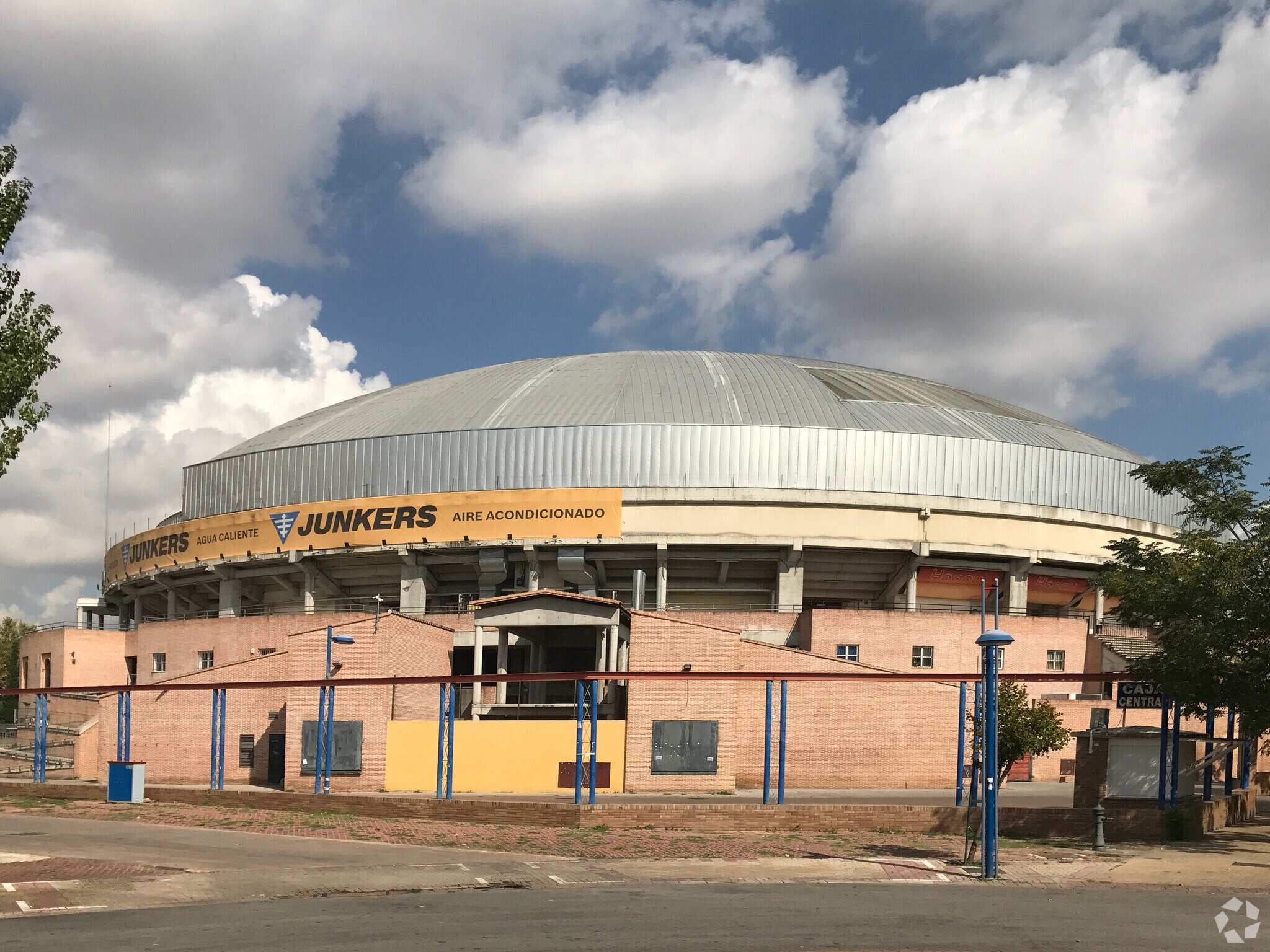 Calle del Maestro, 4, Leganés, Madrid en venta Foto principal- Imagen 1 de 1