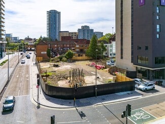 Más detalles de 11-13 Victoria Way, Woking - Terreno en alquiler