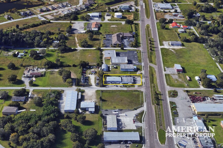 5218 Duncan Rd, Punta Gorda, FL en venta - Foto del edificio - Imagen 2 de 16