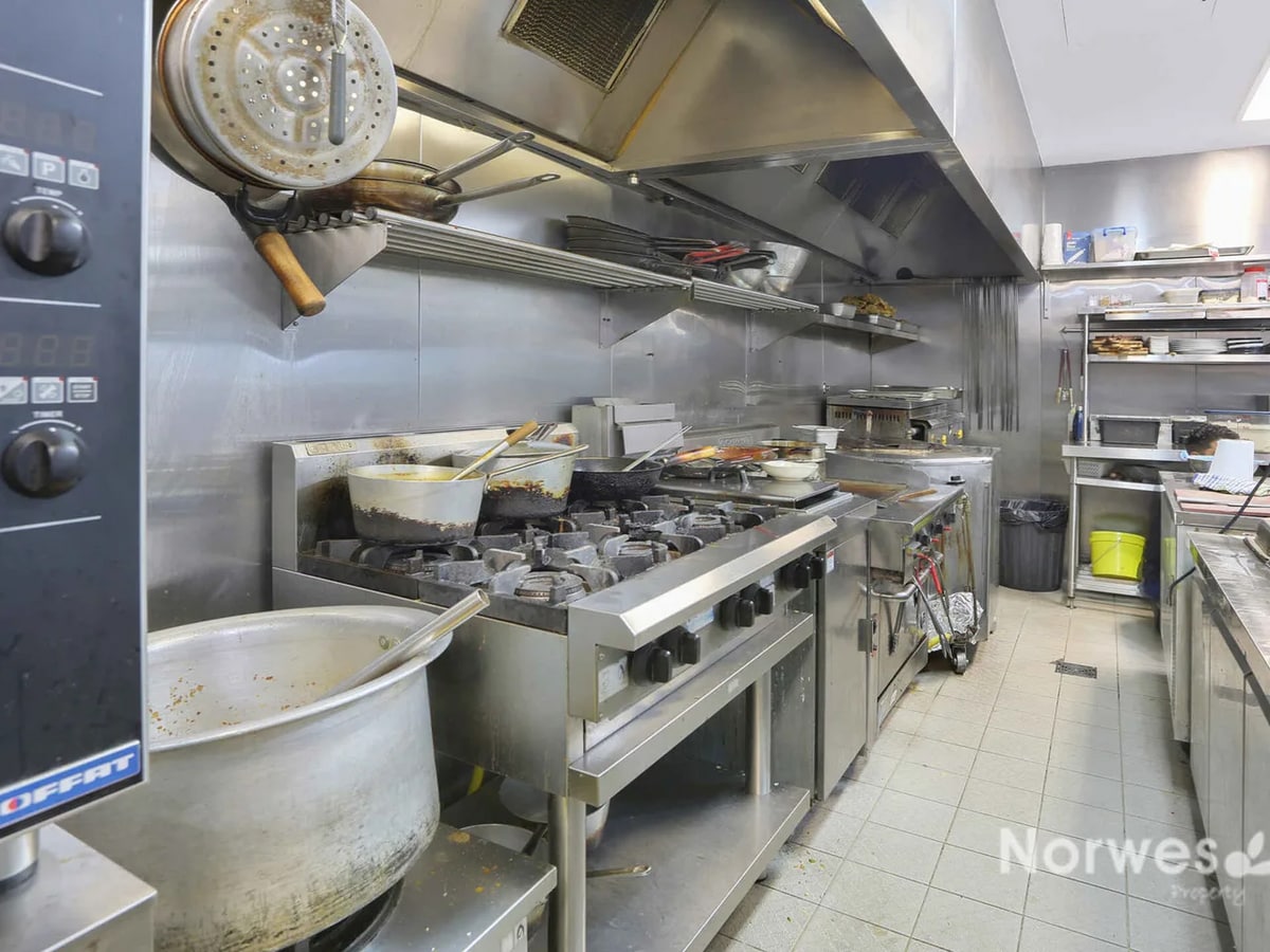 8 Century Cct, The Hills, NSW 2153 - Unidad G2 - - Foto del interior - Image 2 of 3
