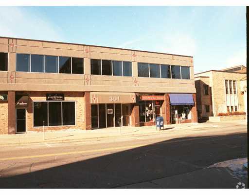 301-317 MAC Ave, East Lansing, MI en alquiler - Foto del edificio - Imagen 2 de 14