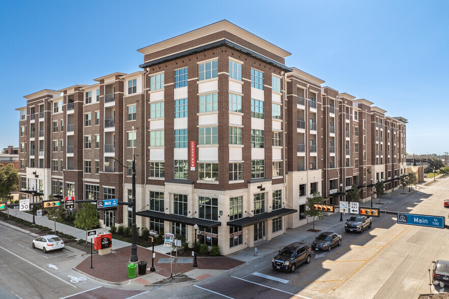 100 E Main St, Lewisville, TX en alquiler - Foto del edificio - Imagen 1 de 10