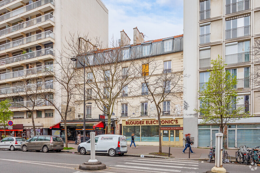 Edificio residencial en Paris en venta - Foto del edificio - Imagen 3 de 3