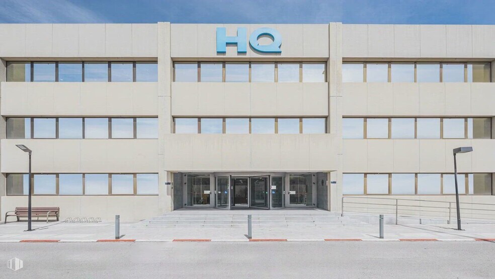 Calle de Gobelas, 35, Madrid, Madrid en alquiler - Vídeo de anuncio comercial - Imagen 2 de 23