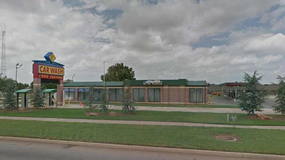 435 W State Highway 152, Mustang, OK en alquiler - Foto del edificio - Imagen 2 de 15