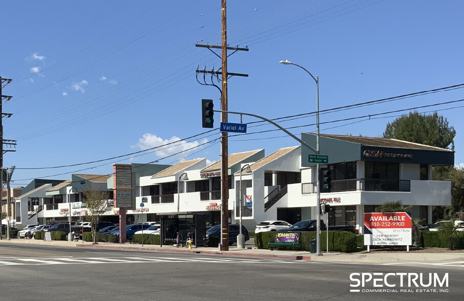 21101-21163 Victory Blvd, Canoga Park, CA en alquiler - Foto del edificio - Imagen 1 de 15