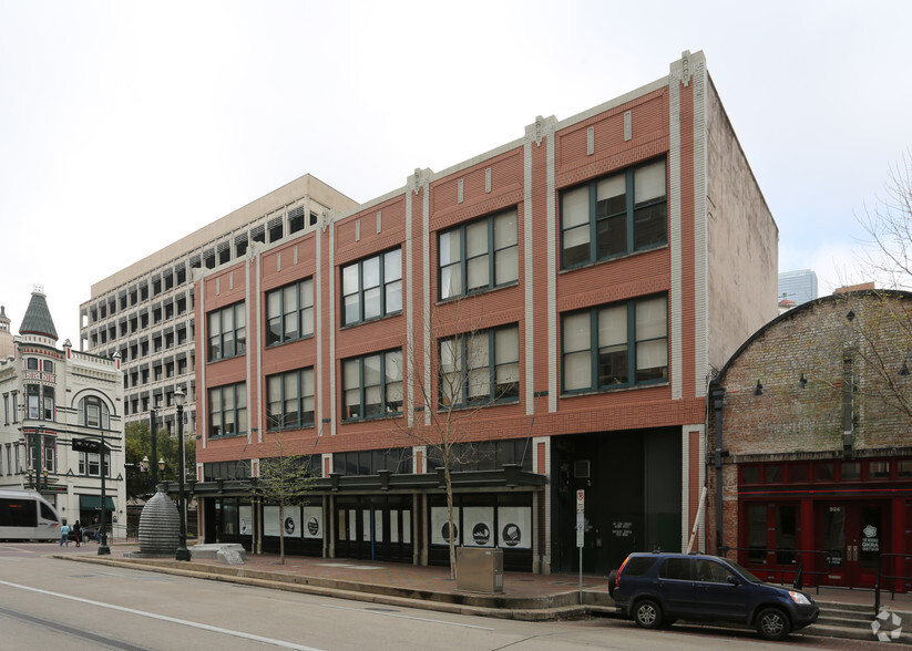 300 Main St, Houston, TX en alquiler - Foto del edificio - Imagen 3 de 9