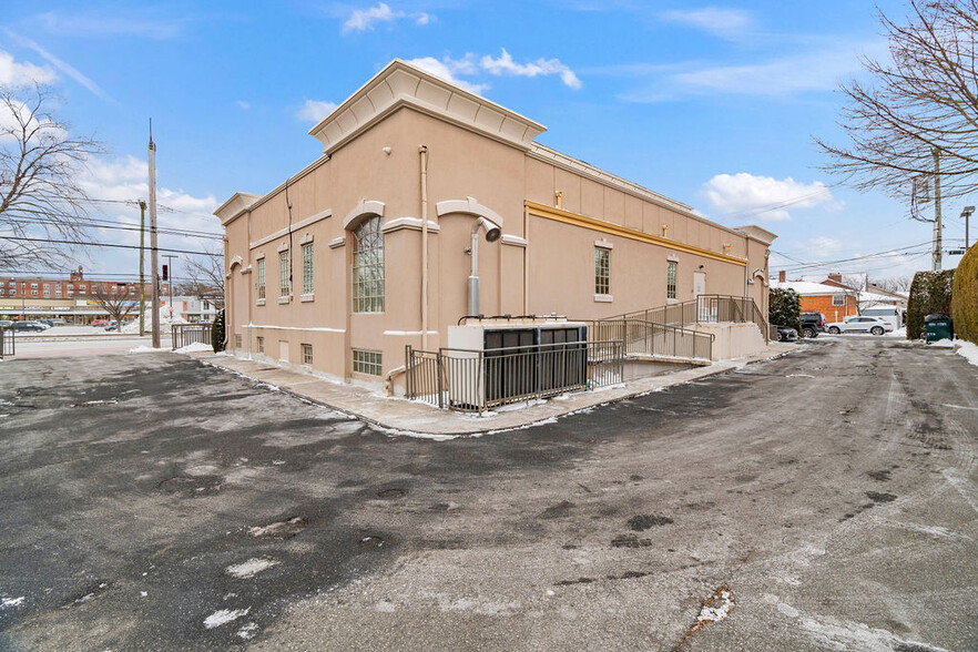 2777 Hylan Blvd, Staten Island, NY en venta - Foto del edificio - Imagen 3 de 33