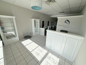 886-888 W Bay Ave, Barnegat, NJ en alquiler Foto del interior- Imagen 1 de 9