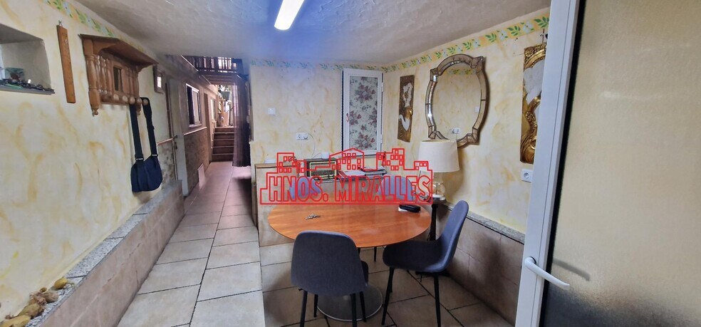 Edificio residencial en Elche, Alicante en venta - Foto del interior - Imagen 2 de 21