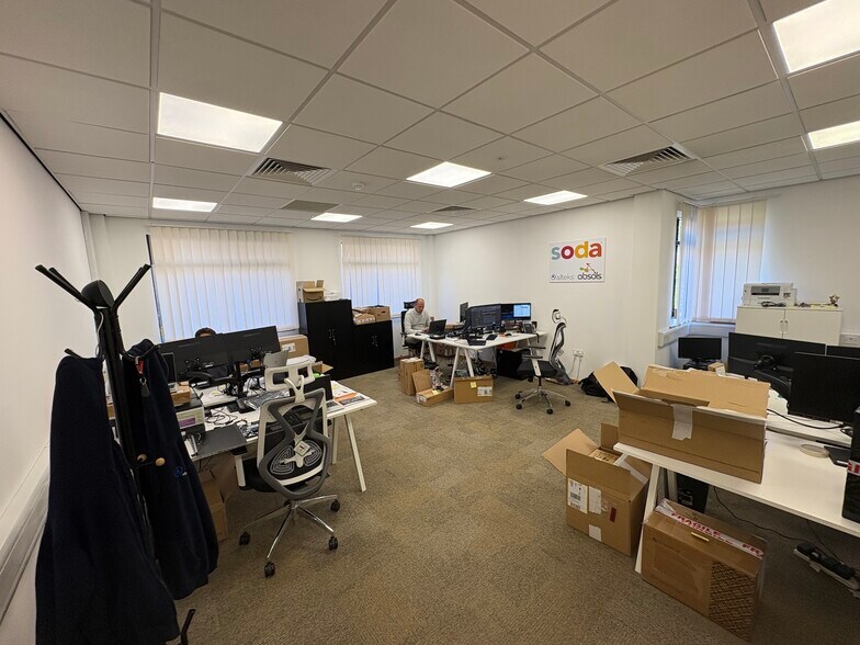 Conqueror Ct, Sittingbourne en alquiler - Foto del edificio - Imagen 3 de 5