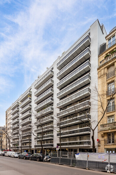 Edificio residencial en Paris en venta - Foto principal - Imagen 1 de 2