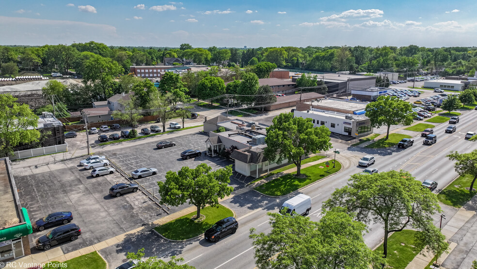 1219 Ogden Ave, Downers Grove, IL en venta - Foto del edificio - Imagen 3 de 35