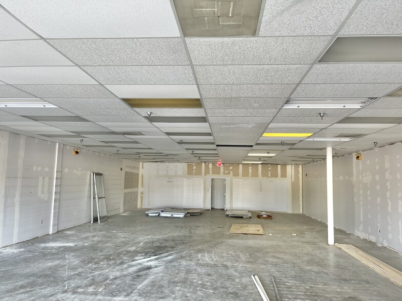 3600 Commerce Dr, Warsaw, IN en alquiler - Foto del interior - Imagen 3 de 5