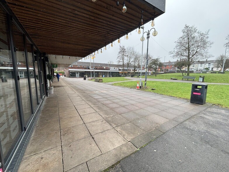 Standfield Centre, Manchester en alquiler - Foto del edificio - Imagen 3 de 3