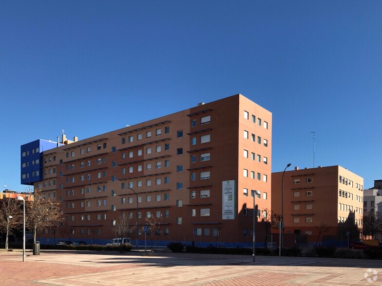 Calle Almonte, 16, Madrid, Madrid en alquiler - Foto del edificio - Imagen 2 de 2