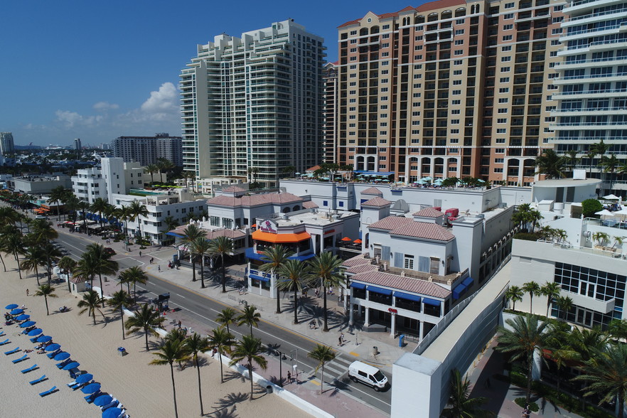 17 S Fort Lauderdale Beach Blvd, Fort Lauderdale, FL en alquiler - Foto del edificio - Imagen 1 de 5