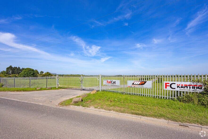 Holme Wood Lane, Doncaster en alquiler - Foto del edificio - Imagen 2 de 4