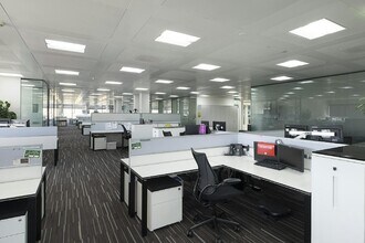 1 Longwalk Rd, Uxbridge en alquiler Foto del interior- Imagen 2 de 7