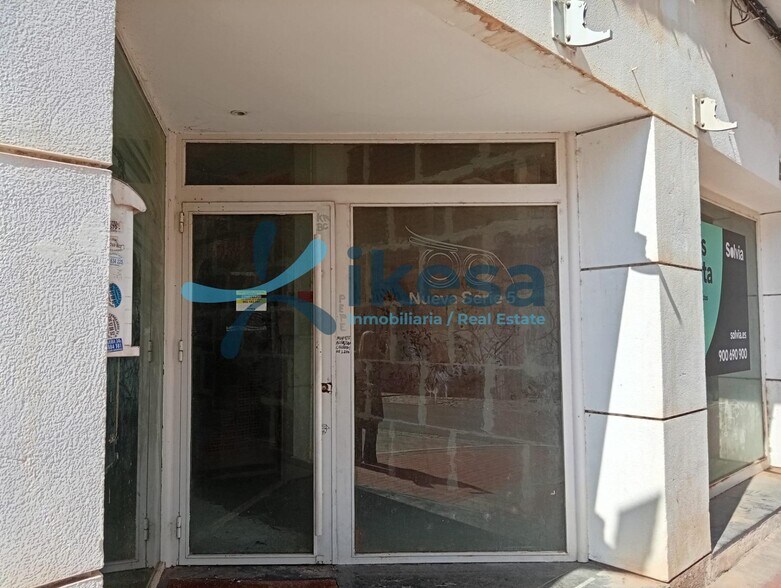 Local en Motril en venta - Foto del edificio - Imagen 3 de 9