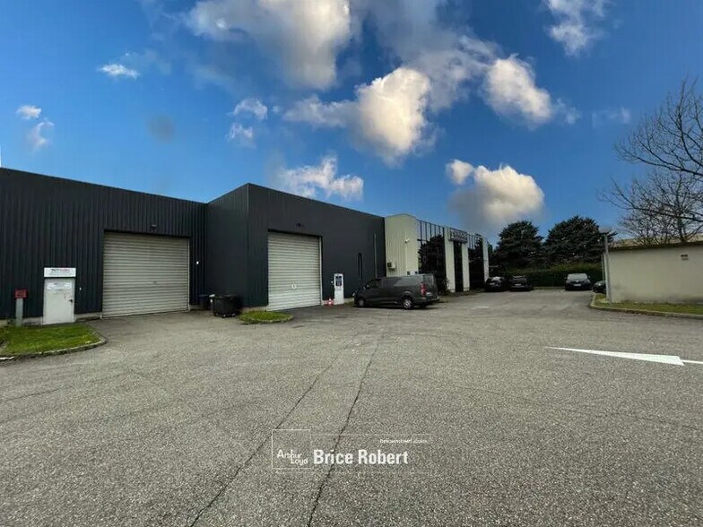 Flex en Genas en alquiler - Foto del edificio - Imagen 1 de 32