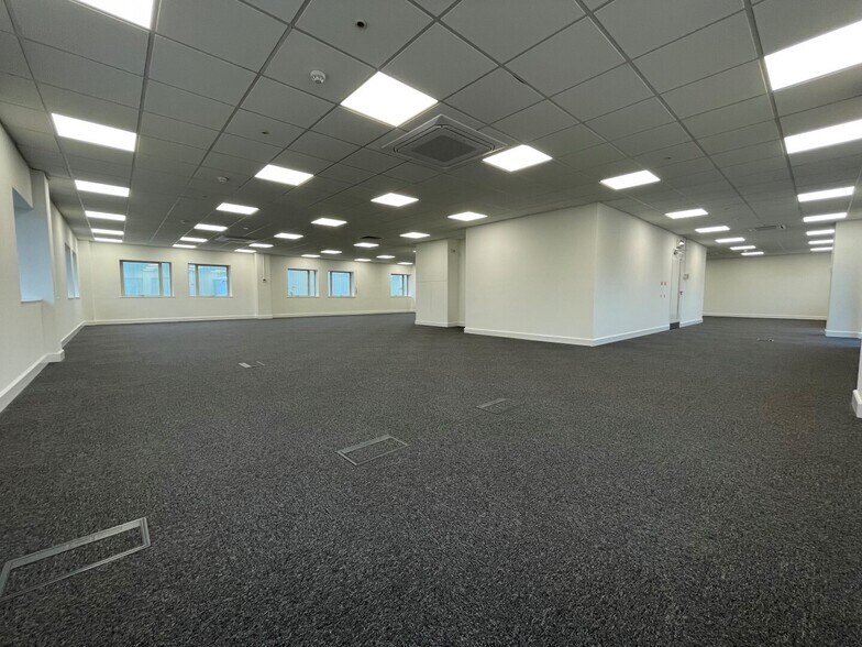 Boundary Way, Hemel Hempstead en alquiler - Foto del edificio - Imagen 3 de 6