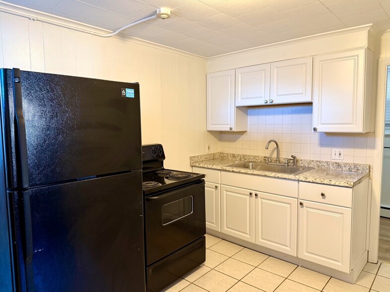 247 Blackstone St, Woonsocket, RI en venta - Foto del edificio - Imagen 2 de 11