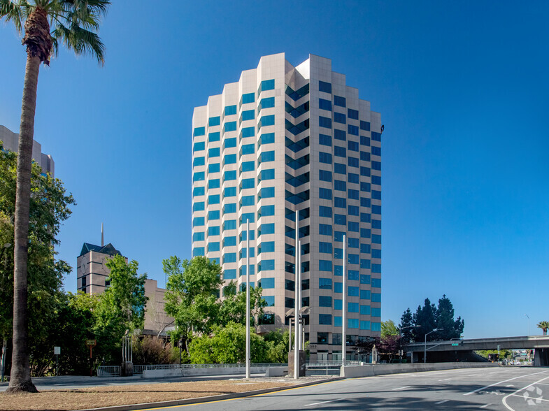 333 W San Carlos St, San Jose, CA en alquiler - Foto del edificio - Imagen 2 de 26