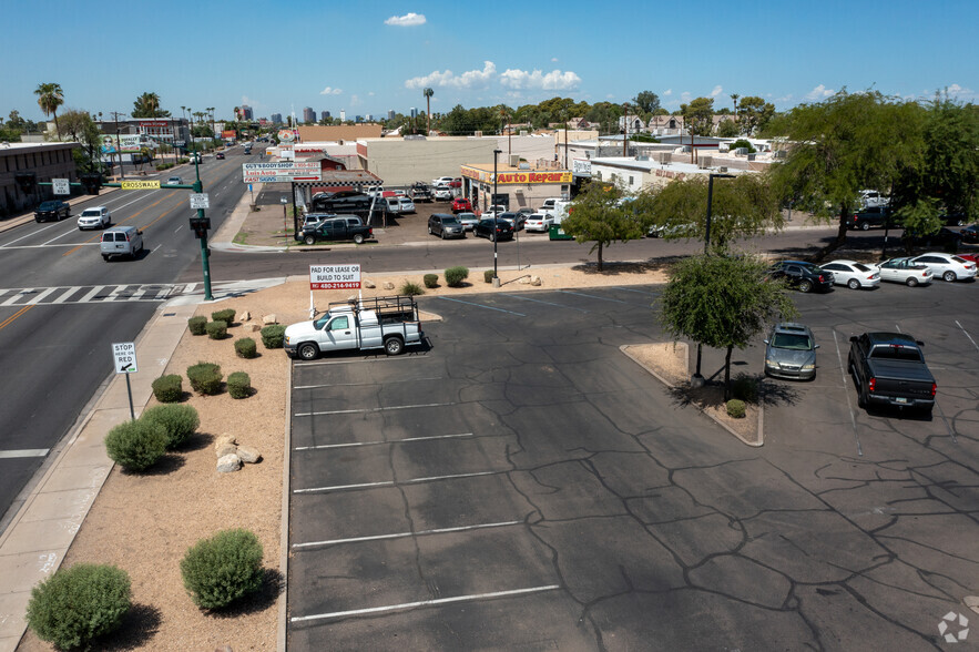 Thomas Rd, Phoenix, AZ en alquiler - Foto del edificio - Imagen 3 de 6