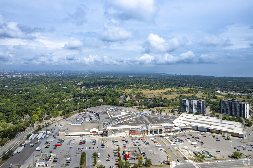 2225 Erin Mills Pky, Mississauga, ON en alquiler - Vista aérea - Imagen 3 de 3