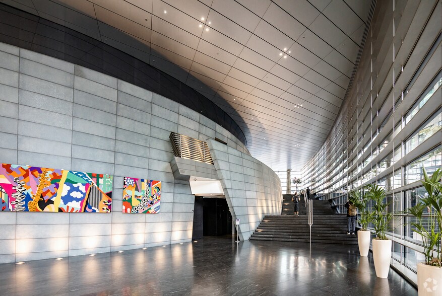 10 Exchange Sq, London en alquiler - Vestíbulo - Imagen 3 de 4