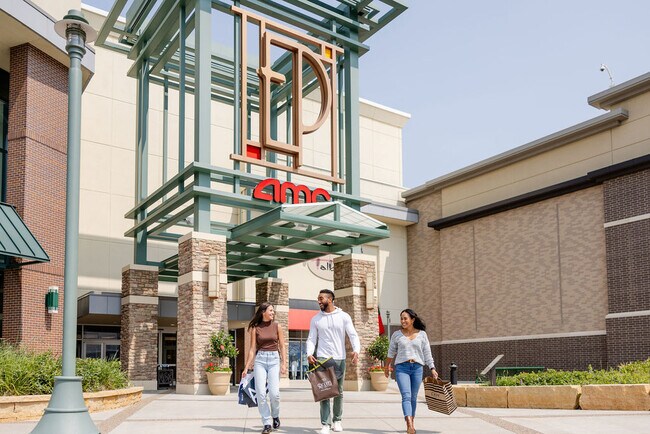 Más detalles de 8251 Flying Cloud Dr, Eden Prairie, MN - Oficina, local en alquiler