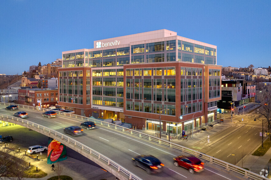 611 Meredith Rd NE, Calgary, AB en alquiler - Foto del edificio - Imagen 1 de 11