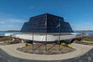 Más detalles para 700 Terrace Point Rd, Muskegon, MI - Oficina en alquiler