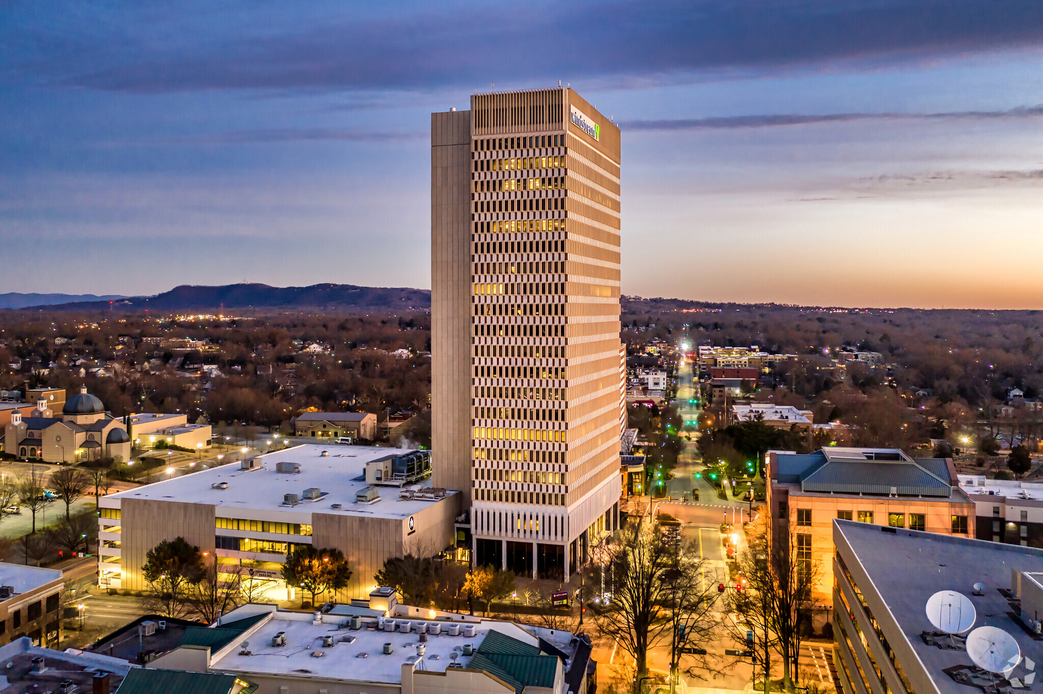 301 N Main St, Greenville, SC en alquiler Foto del edificio- Imagen 1 de 18