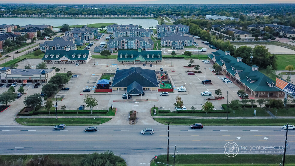 7918 Broadway St, Pearland, TX en alquiler - Foto del edificio - Imagen 1 de 35