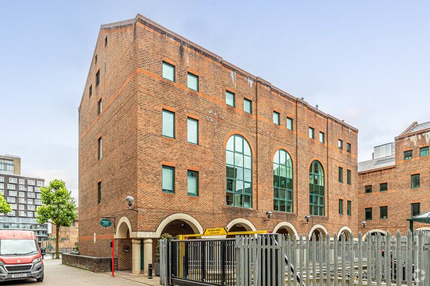 16 Pepper St, London en alquiler - Foto del edificio - Imagen 1 de 3