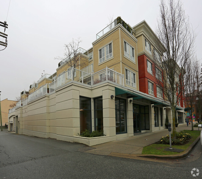 2326-2348 W 41st Ave, Vancouver, BC en venta - Foto del edificio - Imagen 2 de 22